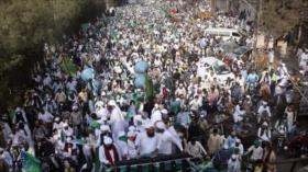 Masiva protesta en Paquistán contra islamofobia de Francia
