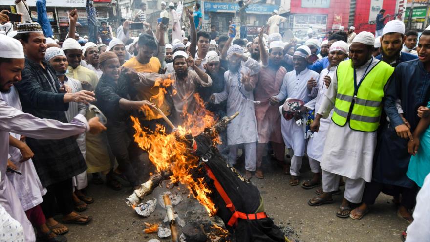 Protesta masiva en Bangladés contra la islamofobia de Macron | HISPANTV