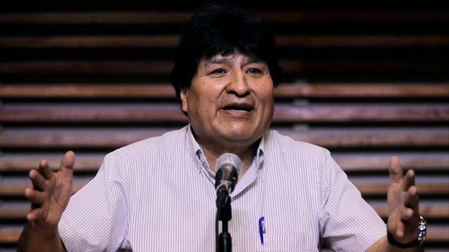 El expresidente boliviano, Evo Morales, ofrece una rueda de prensa en Buenos Aires, 3 de noviembre de 2020. (Foto: AFP)