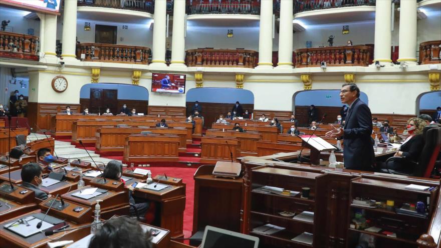 Congreso de Perú aprueba destitución del presidente Vizcarra