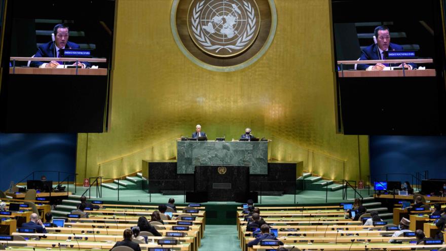 El representante norcoreano Kim Song ofrece un discurso en la Asamblea General de las la ONU en Nueva York, 29 de septiembre de 2020. (Foto: AFP)