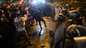 Reportan uso excesivo de la fuerza contra manifestantes en Perú 