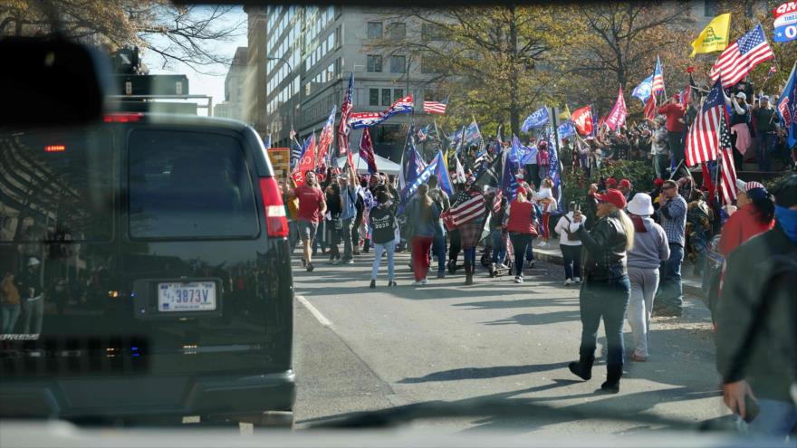Trump participa en una protesta de sus seguidores contra el fraude | HISPANTV