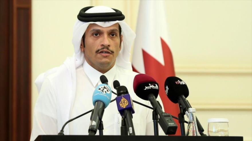 El canciller catarí, Muhamad bin Abdulrahman Al Thani, en una rueda de prensa en Doha, la capital.