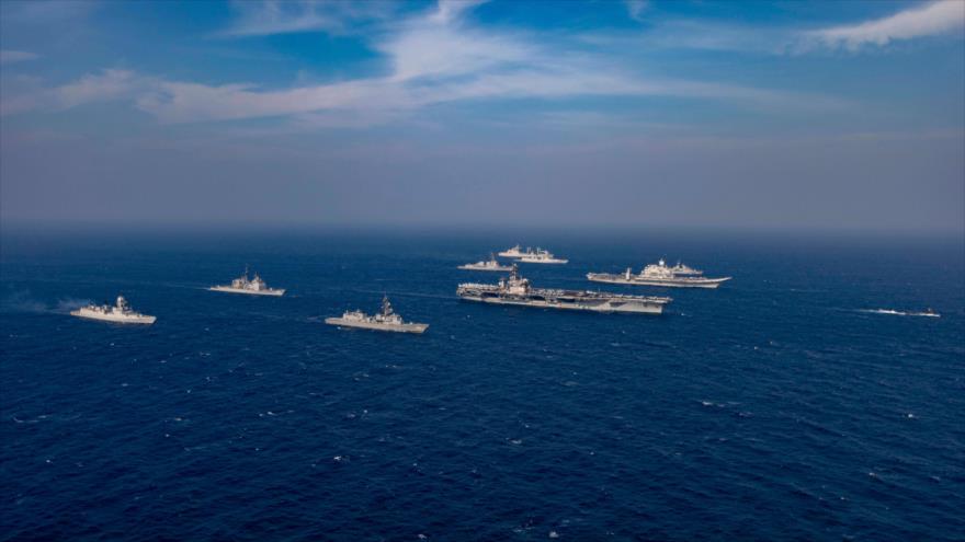 Las marinas de EE.UU., Australia, La India y Japón realizan ejercicios navales en el norte del mar de Omán, 17 de noviembre de 2020. (Foto: AFP)