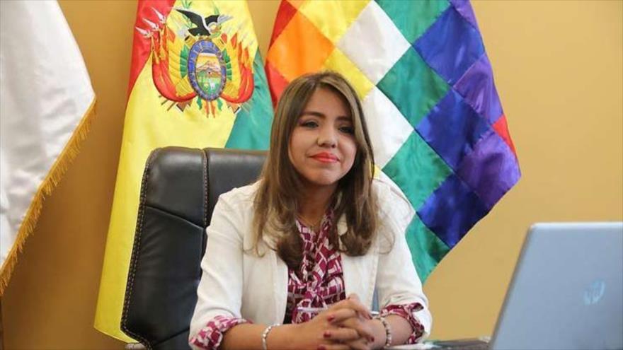 La viceministra boliviana de Comunicación, Gabriela Alcón, durante una conversación con el periódico digital Urgente.bo.