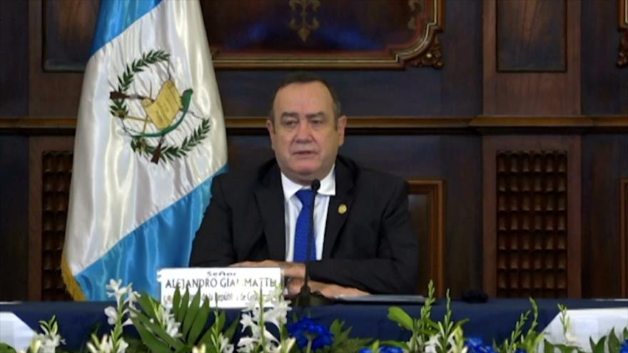 Giammattei inicia diálogo para modificar Presupuesto del 2021