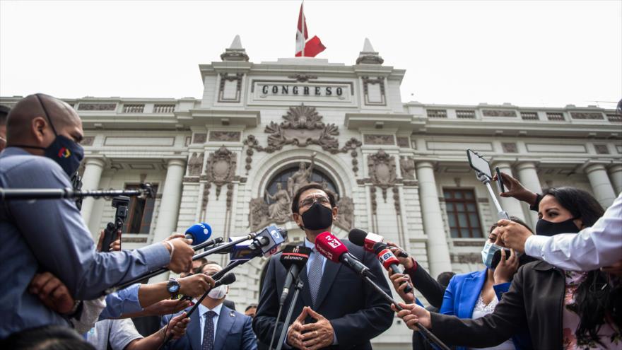 Vizcarra se acogió a su derecho a guardar silencio en el Congreso