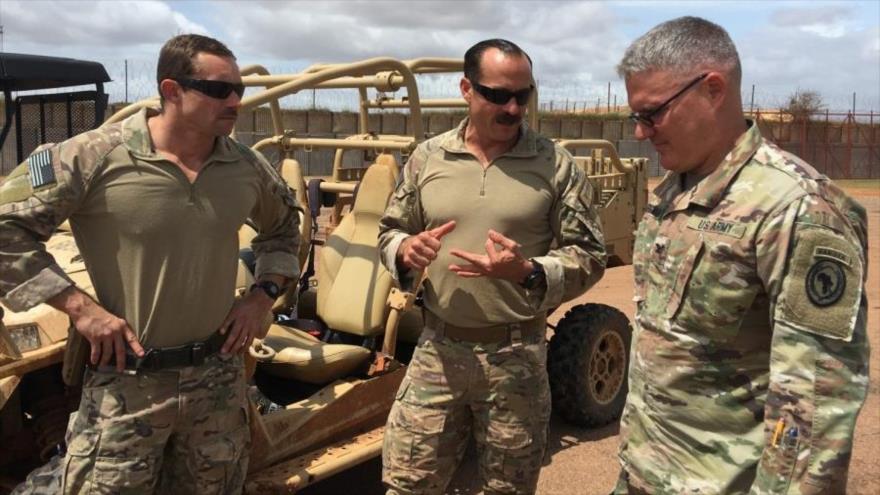 Personal del comando para África de EE.UU. recibe instrucciones para una operación en Somalia, 11 de junio de 2019. (Foto: Reuters)