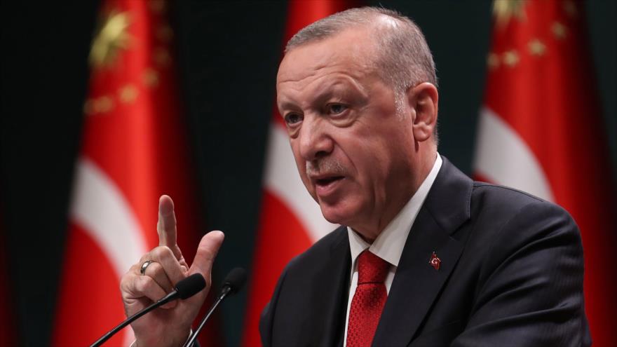 El presidente de Turquía, Recep Tayyip Erdogan, pronuncia un discurso en Ankara, capital turca, 3 de noviembre de 2020. (Foto: AFP)
