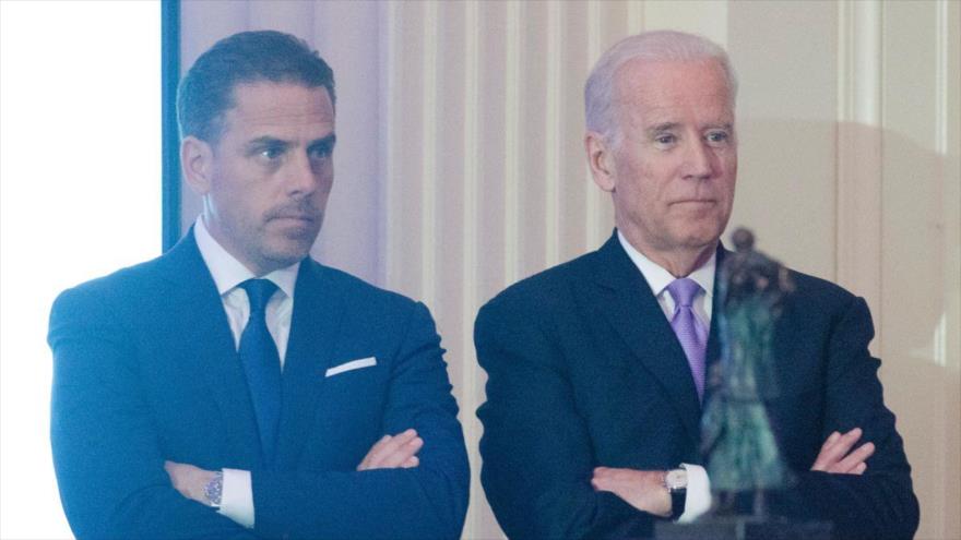 Hunter Biden junto a su padre Joe Biden, el presidente electo de EE.UU.