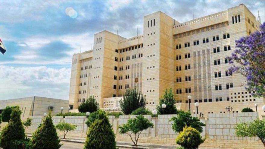 Fachada general del edifico del Ministerio de Asuntos Exteriores de Siria en Damasco, la capital.