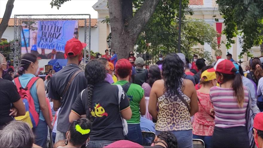 Pueblo venezolano celebra victoria del chavismo en las elecciones