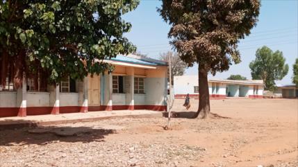 Grupo armado secuestra a 400 estudiantes en Nigeria