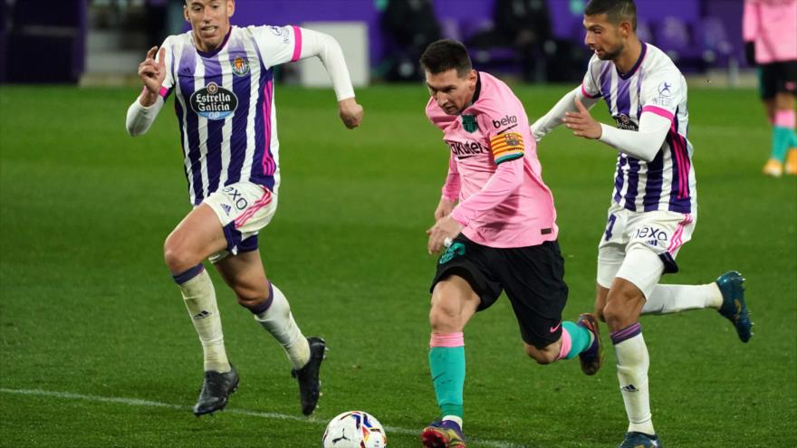 Lionel Messi en el partido entre Real Valladolid FC y FC Barcelona en el estadio José Zorilla de Valladolid, 22 de diciembre de 2020. (Foto: AFP)