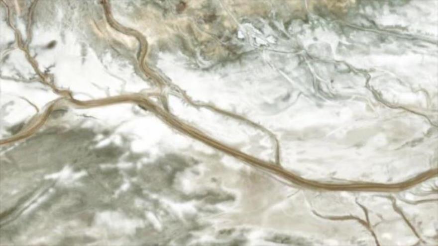 Crestas fluviales similares a las de Marte se encuentran en el sistema del río Amargosa de California, EE.UU.