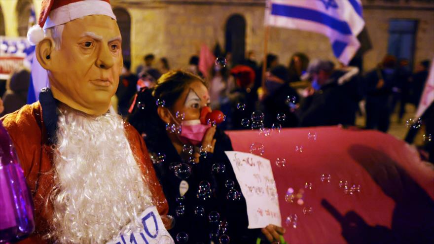 Vídeo: Protestas ante la casa de Netanyahu se tornan violentas | HISPANTV