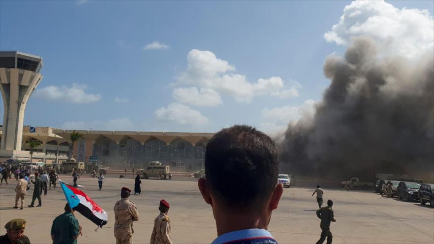 26 muertos en explosiones en un aeropuerto en el sur de Yemen