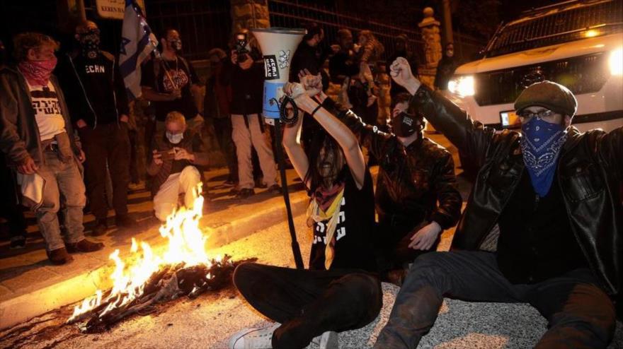 Vídeo: Israelíes bloquean entrada de la residencia de Netanyahu