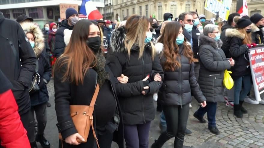 Cientos de personas marcharon en París en homenaje a Cédric Chouviat