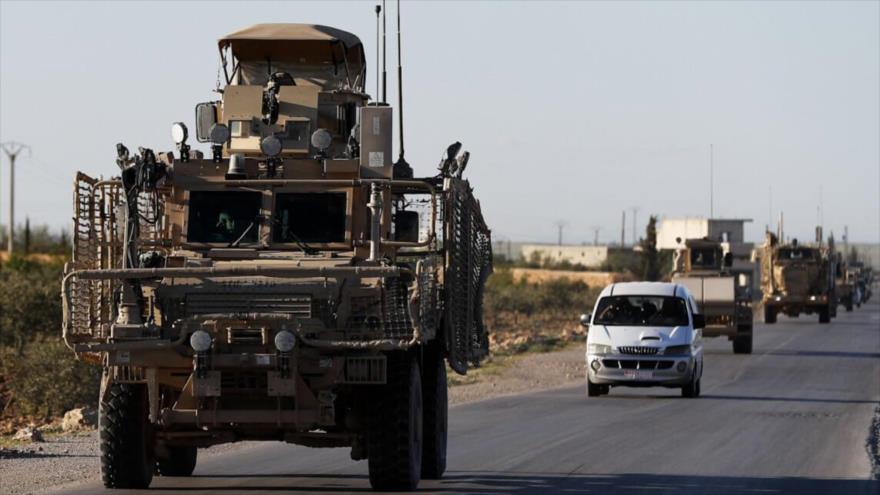 Un convoy de tropas estadounidenses en el norte de Siria, 31 de marzo de 2018. (Foto: AP).