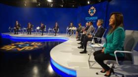 Candidatos presidenciales de Ecuador debaten impuestos y vacunas