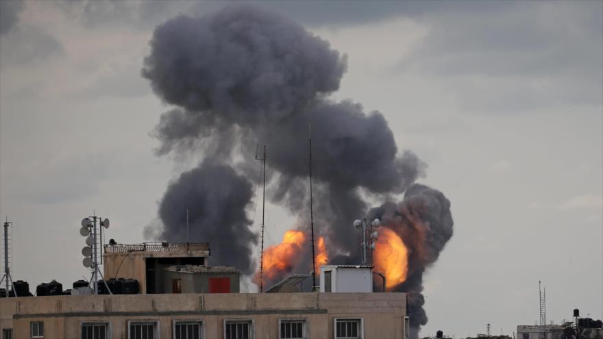 Un ataque aéreo de Israel contra el sur de la Franja de Gaza, 24 de febrero de 2020. (Foto: Reuters)