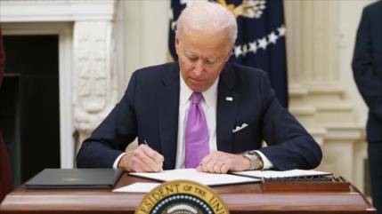 Biden pide investigar efecto de sanciones en lucha contra COVID-19