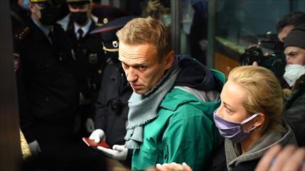 Moscú: Occidente utiliza a Navalni para desestabilizar a Rusia