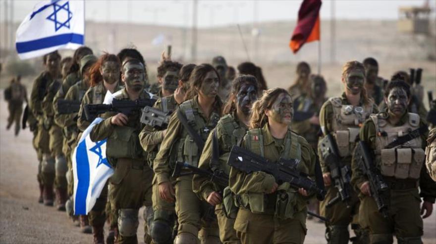 Un grupo de soldados de Israel participa en una marcha en el desierto del Negev en el sur de los territorios ocupados de palestina, 13 de marzo 2013. (Foto: AFP)