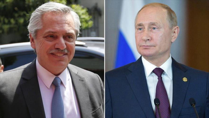 El presidente argentino, Alberto Fernández (izq.) y su par ruso, Vladimir Putin.