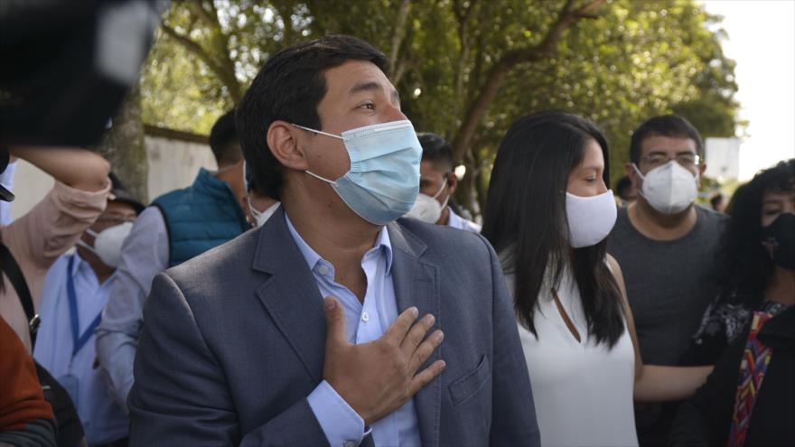 El candidato presidencial ecuatoriano Andrés Arauz, durante las elecciones generales, en Quito, capital, 7 de febrero de 2021. (Foto: AFP)