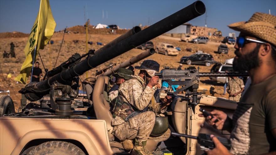 Combatientes de Hezbolá en un sitio fronterizo entre El Líbano y Siria.