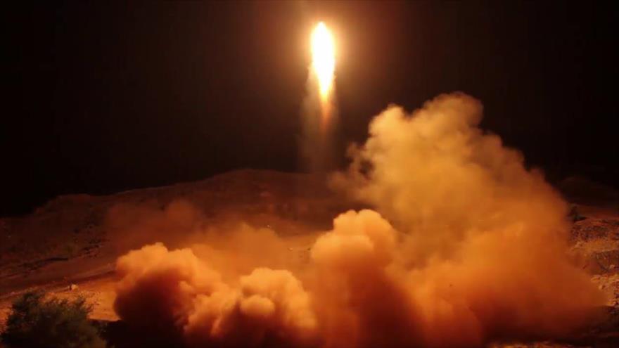 Yemen golpea con un “nuevo” misil balístico una base aérea saudí | HISPANTV