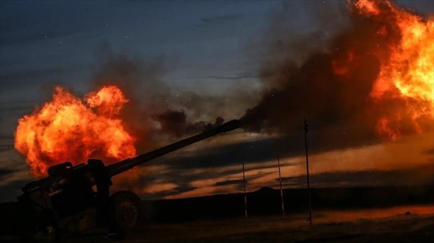 Comandante insta a enemigos a no probar fuego de artillería iraní | HISPANTV