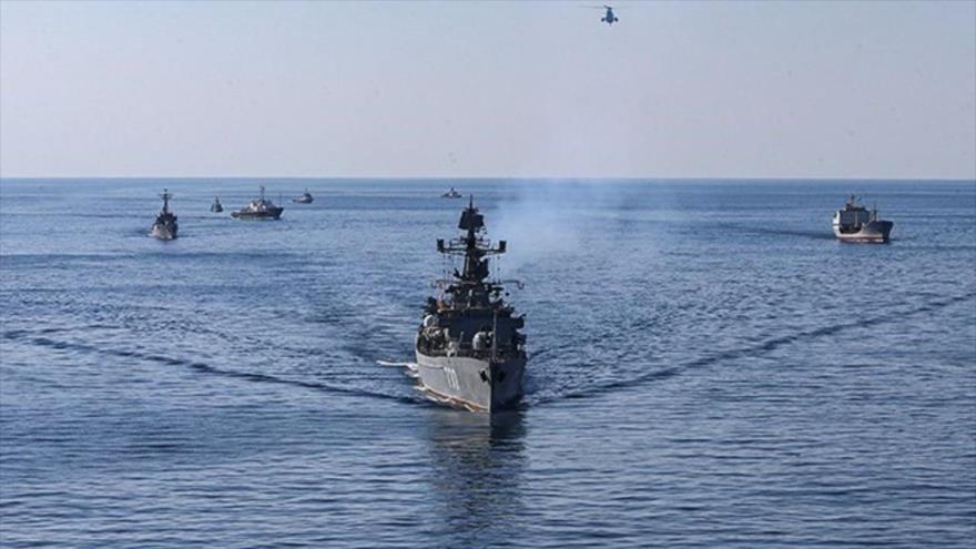 Buques de guerra de la Armada de Irán durante un ejercicio conjunto con Rusia y China en el norte del océano Índico, diciembre de 2019.