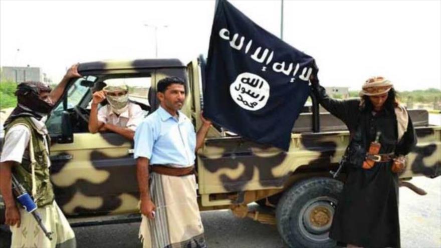 Elementos del grupo terrorista Daesh en Yemen.