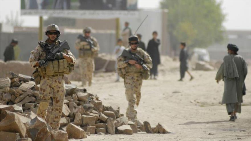 Un grupo de soldados australianos durante una misión militar en la ciudad afgana de Tarin Kowt, 16 de agosto de 2018.