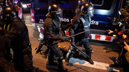 Barcelona vive sexta jornada de protestas contra arresto de Hasél