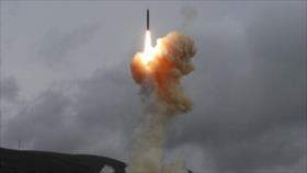 Misiles yemeníes aplastan sitios “muy sensibles” saudíes en Jizan