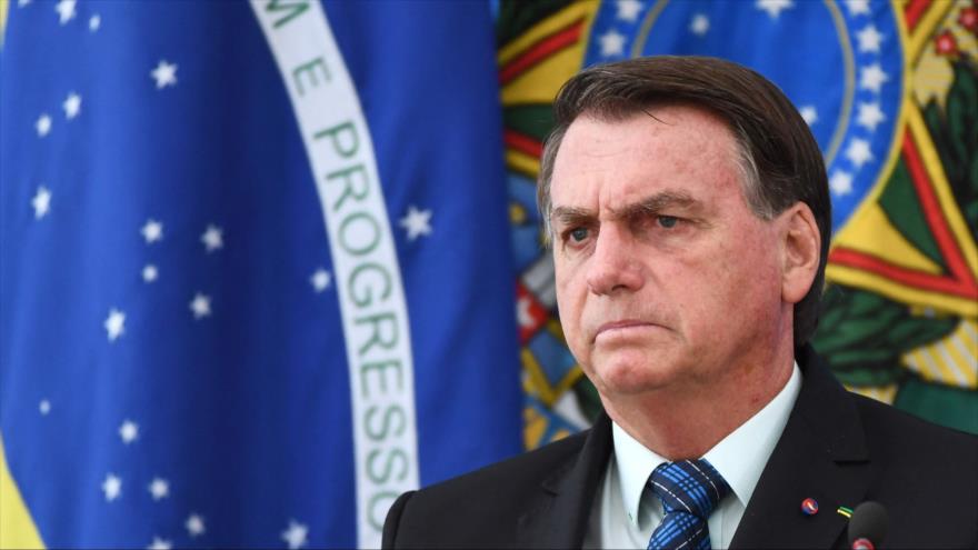  Presidente de Brasil, Jair Bolsonaro, habla en una conferencia de prensa en Brasilia (capital), 5 de febrero de 2021. (Foto: AFP)