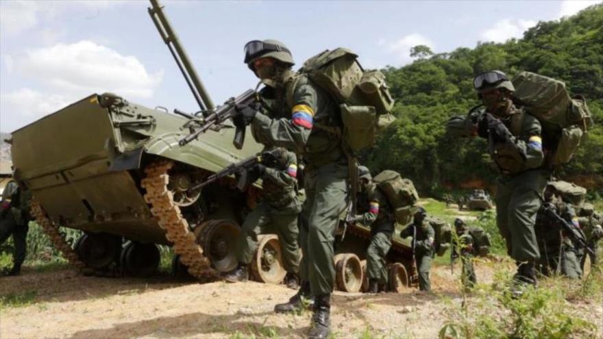 Venezuela arranca una maniobra militar ante amenazas externas | HISPANTV