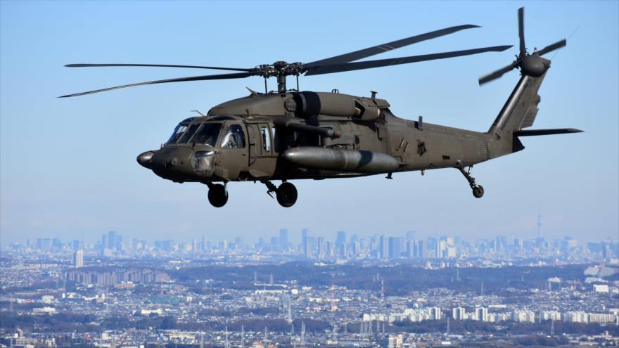 Japoneses piden cese de peligrosos vuelos de helicópteros de EEUU