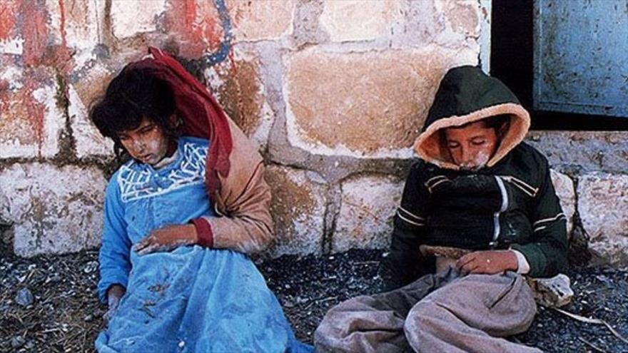 Niños iraníes muertos por bombardeo químico del régimen del exdictador iraquí Sadam Husein.