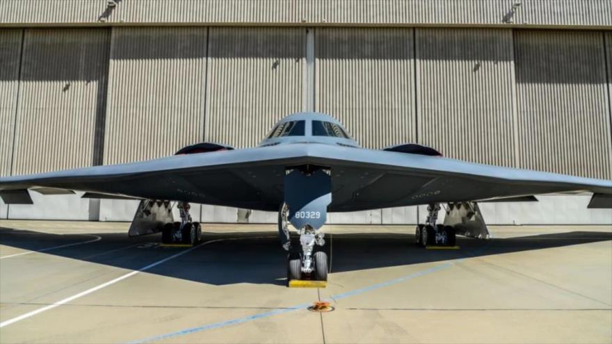 El bombardero futurista B-21 Raider de la Fuerza Aérea de EE.UU. 