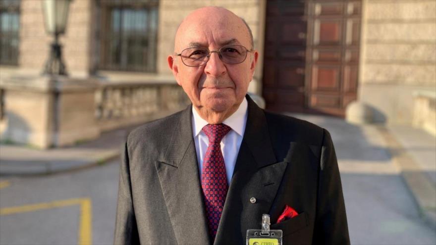 El ya excanciller de Ecuador, Luis Gallegos.
