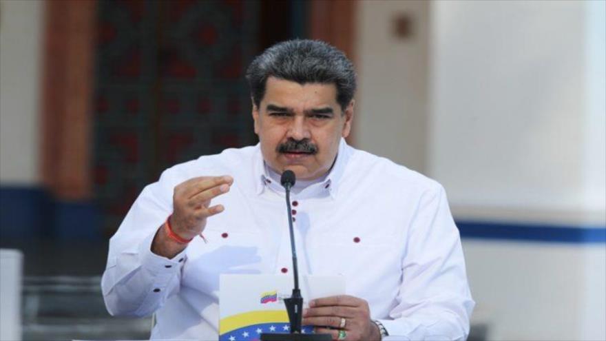 El presidente venezolano, Nicolás Maduro, ofrece un discurso en el palacio de Miraflores en la capital, Caracas, 4 de abril de 2021.