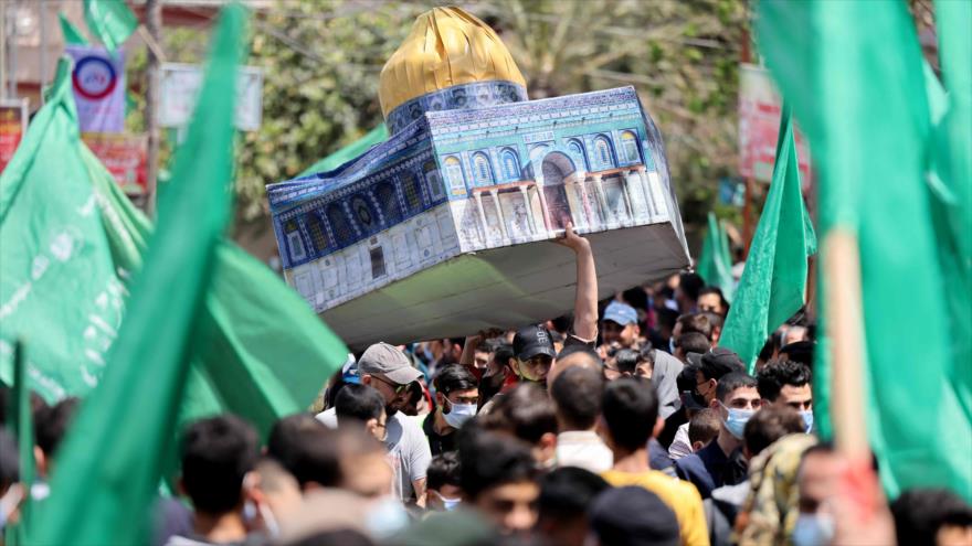 Palestinos se manifiestan en apoyo a Al-Quds y la Mezquita Al-Aqsa, Franja de Gaza, 30 de abril de 2021. (Foto: AFP)