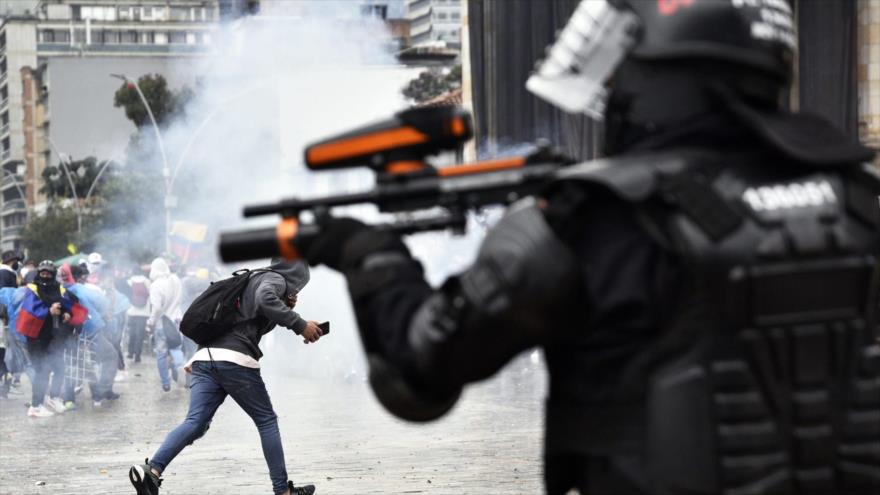 Represión policial en Colombia se salda con 39 víctimas mortales