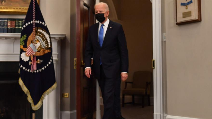 El presidente de EE.UU., Joe Biden, en la Sala Roosevelt de la Casa Blanca, 13 de mayo de 2021. (Foto: AFP)